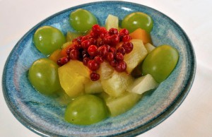 Teiebær på fruktsalat. Foto Ove Bergersen